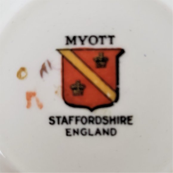 Blue Myott Vintage Staffordshire Chelsea Bird in Blue English Cup Saucer Set - Picture 5 of 9